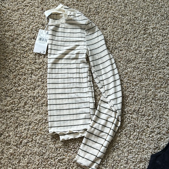 NWT 🎉 Textured striped T-shirt MNG (XS) - Picture 3 of 4